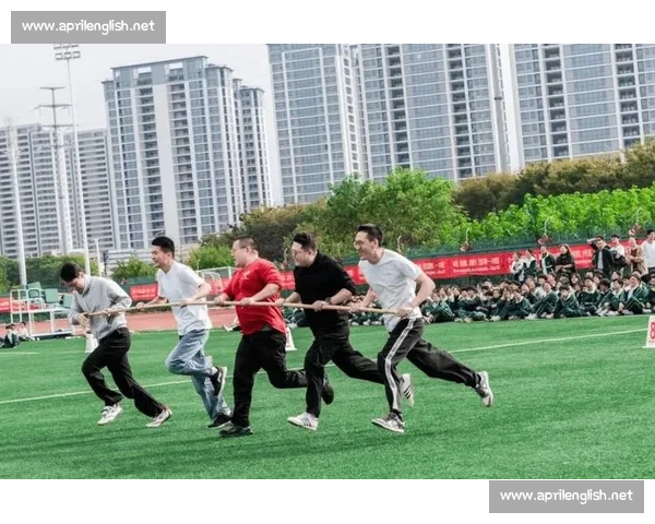 小镇运动会开跑：在汗水中拥抱美好生活