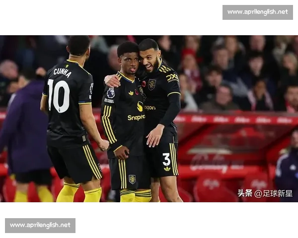 哈格里夫斯盛赞库尼亚:这股拼劲正是曼联所需 哈格里夫斯盛赞库尼亚:这股拼劲正是曼联所需